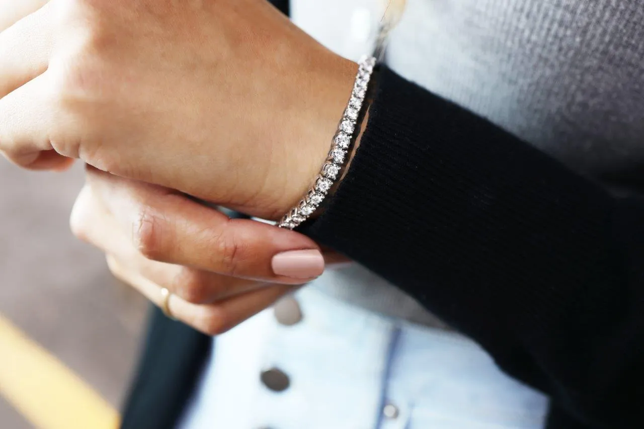 9.7 ctw Diamond Tennis Bracelet 14k White Gold