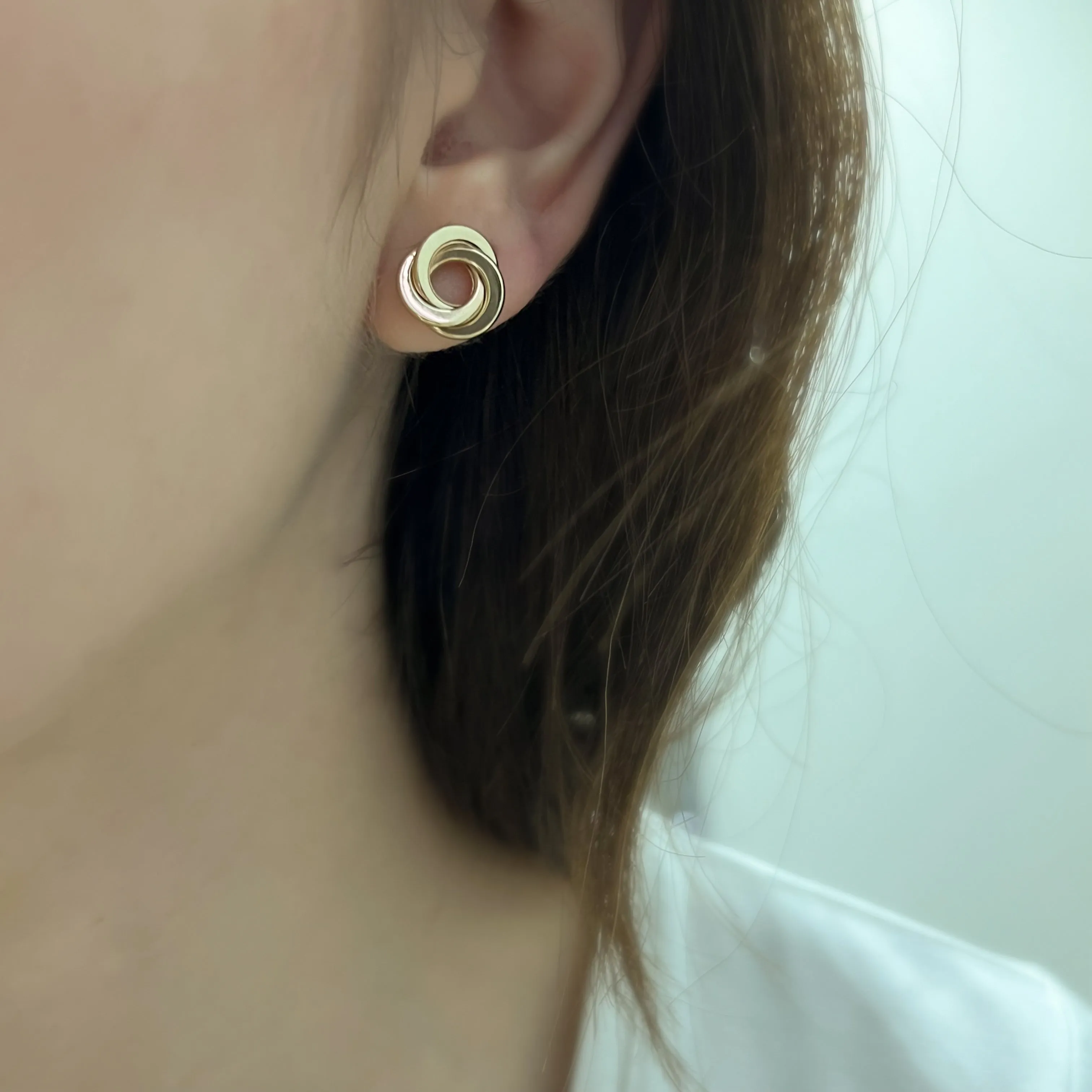9ct Yellow Gold Flat Knot Stud Earrings