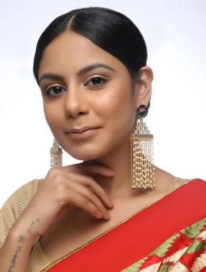 Alloy Drop Earrings in Gold