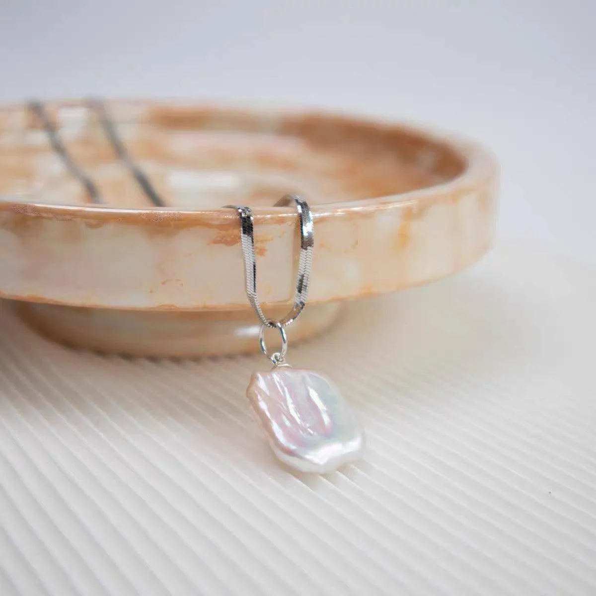 Baroque Freshwater Pearl Herringbone Chain Necklace
