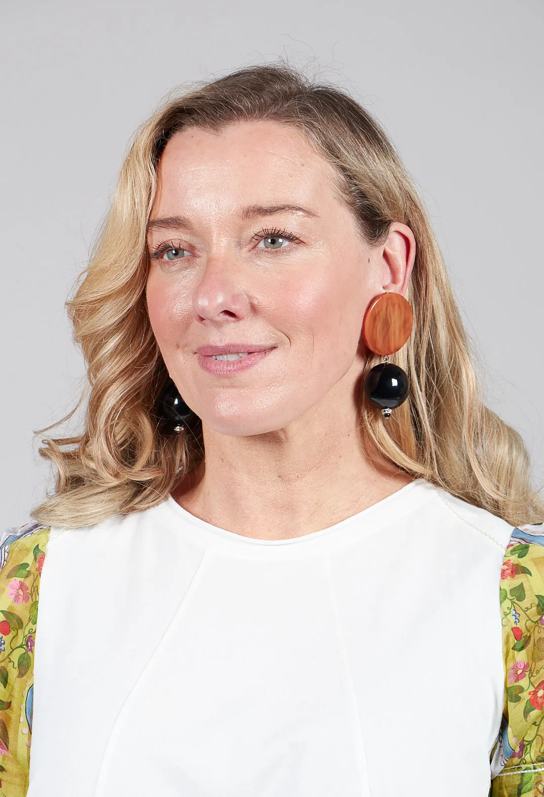 Double Part Circular Earrings in Amber