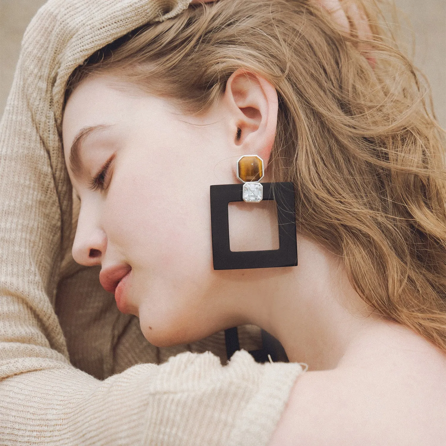 Eterna Earrings