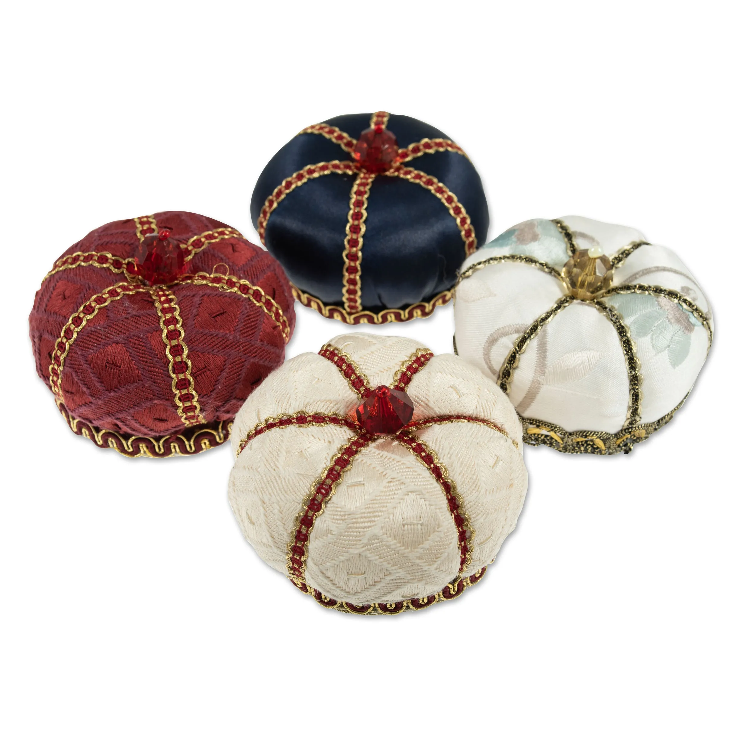 Pincushion, Crown