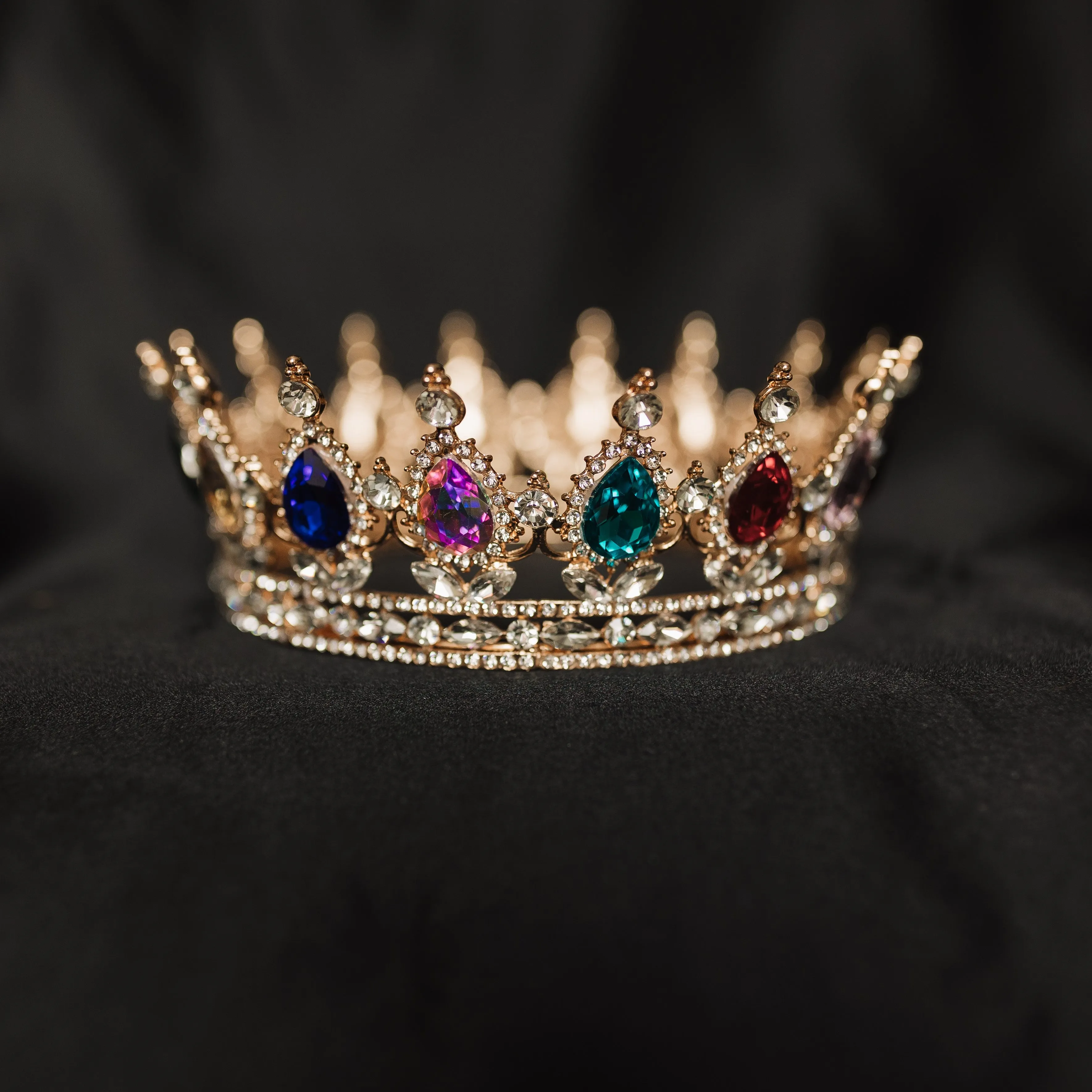 Saya's Crown
