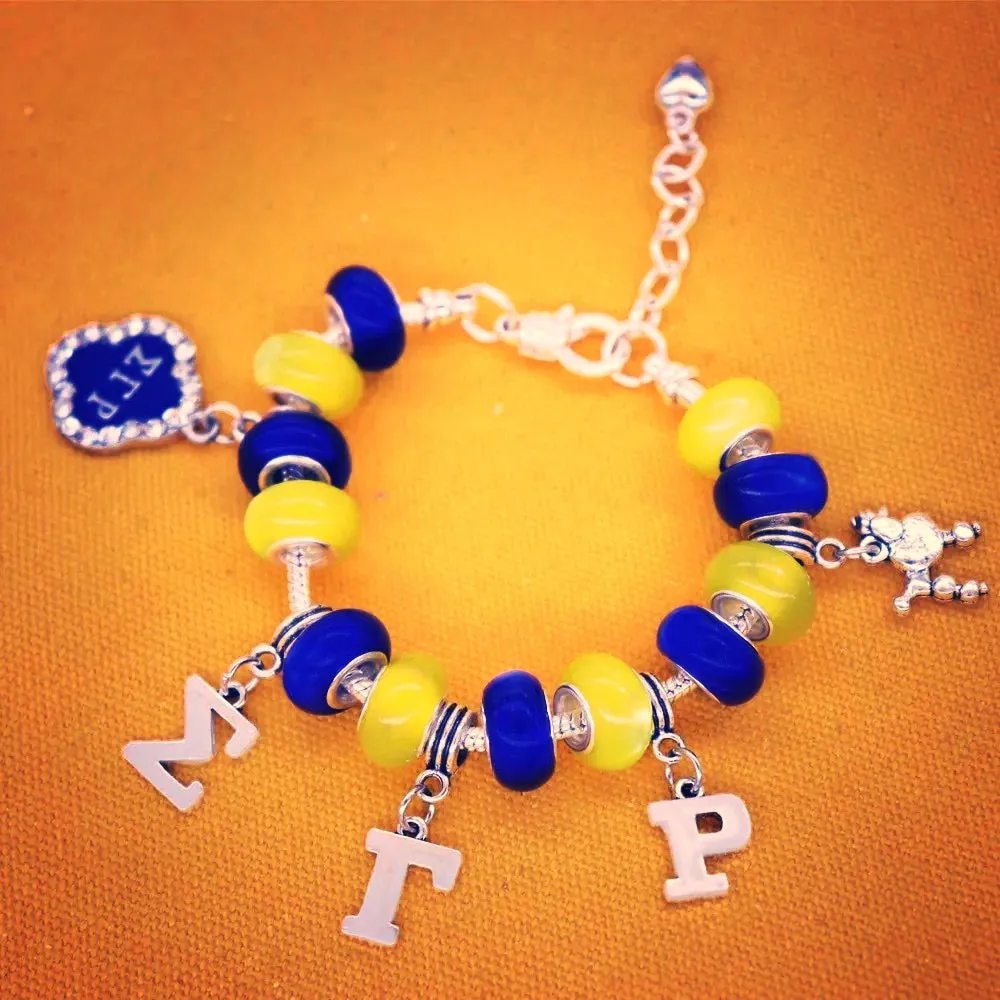 Sigma Gamma Rho Charm Greek Letter Beaded Bracelet | 10mm