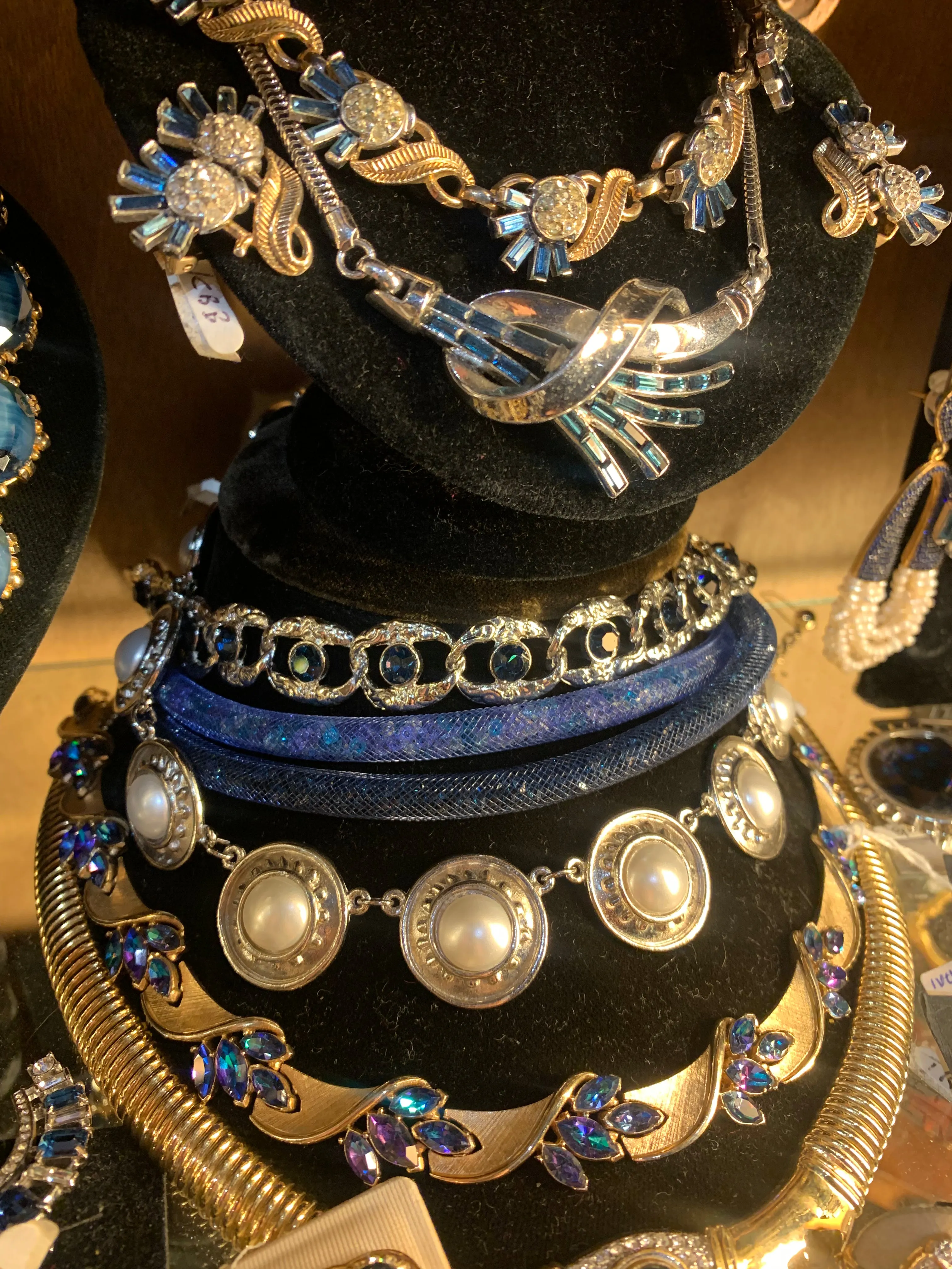 Silver glass pearl disc vintage necklace